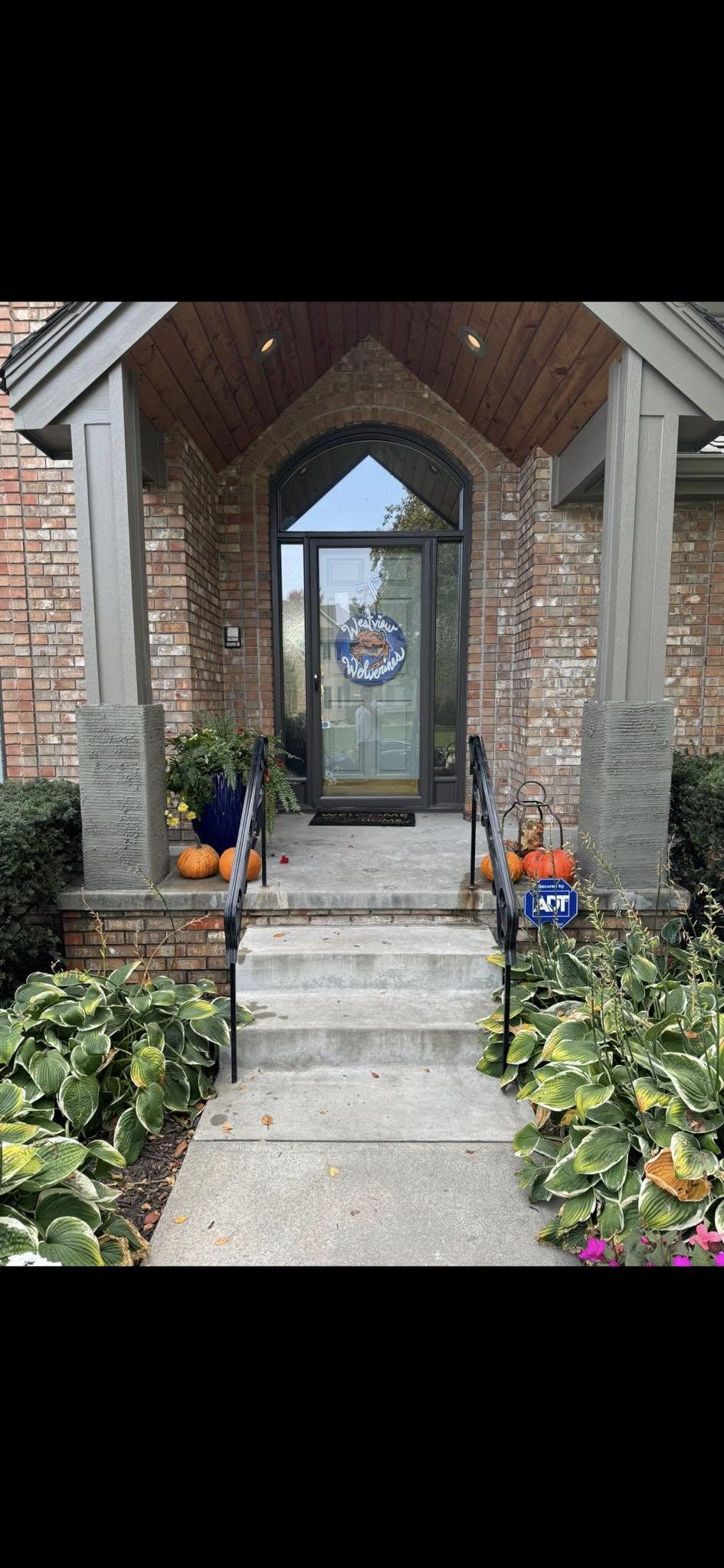 Before stone pillars